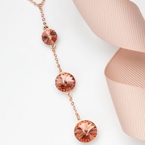 Graduated Necklace with Swarovski crystals